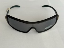 Rare lunettes de soleil