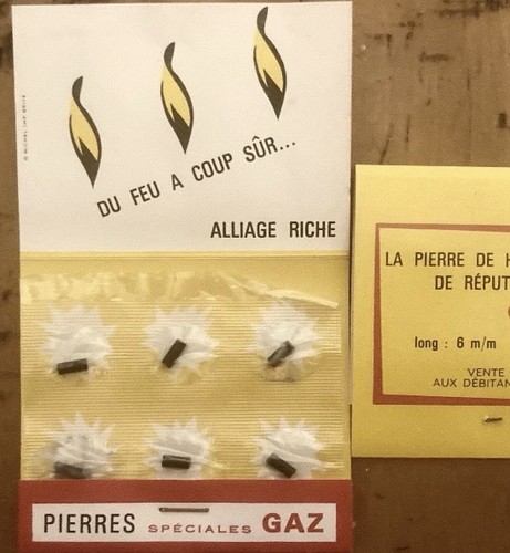 Briquet pierres à - à,