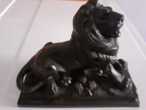 Statut lion fonte fer - statut,