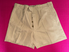 Ancien short militaire de