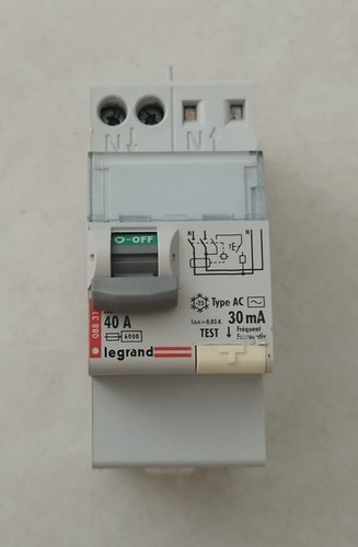Disjoncteur différentiel 40a - différentiel,
