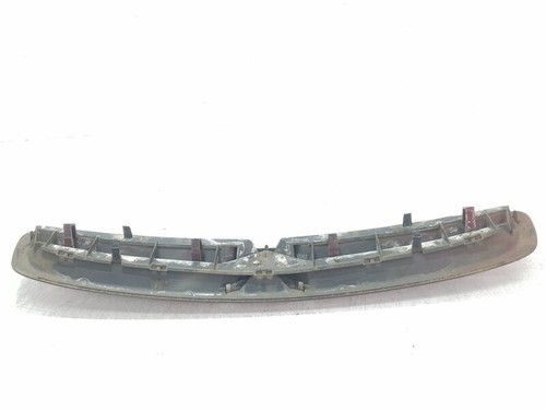 Grille gauche capot - grille,