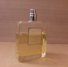 CHANEL  N° 19  POUDRÉ EAU DE  PARFUM  VAPORISATEUR    SANS  BOÎTE 