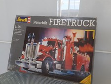 Revell  Firetruck Peterbilt maquette neuve