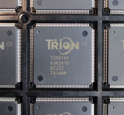Fpga efinix trion t20q144c3 - efinix,