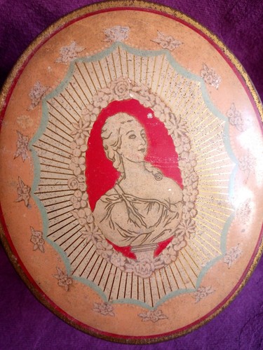 Boîte poudre ancienne - à,