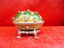 Boîte À Bijoux En Métal Élégante Avec De Vrais Pierres Swarovski Émaillées !