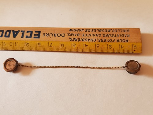 Ancien boutons avec - avec, chainette