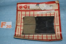 2 plaquettes de frein avant