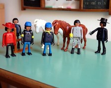 PLAY-BIG - Lot de 6 Figurines Vintage plus 2 Chevaux Western Nordistes Sudiste