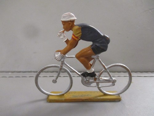 Coureur cycliste 11 - 1/32,