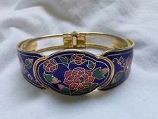 Bracelet floral doré à charnière émaillé cloisonné