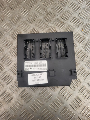 Boitier fusible volkswagen - boitier,