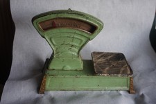 BALANCE JOUET POUR ENFANT EN METAL vintage