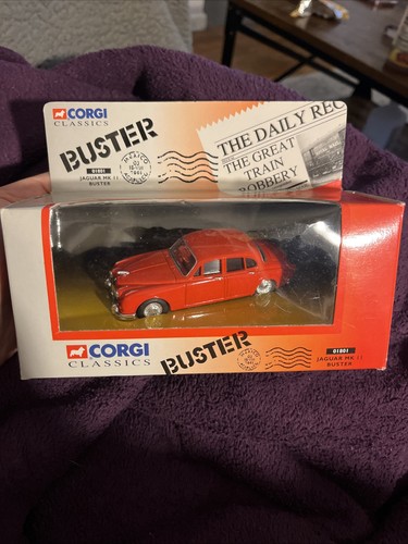 Corgi scale model - scale, car