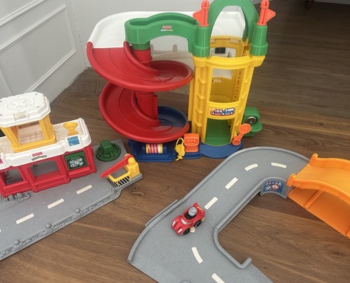 Fisher price little people - little,