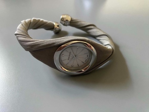 Montre bracelet jonc - montre-bracelet,