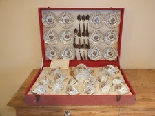 + Grand coffret dinette vintage 38 pièces en porcelaine Italy +