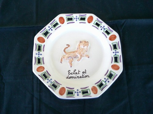 Assiette decorative - assiette, en
