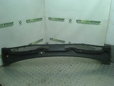 BAIE DE PARE BRISE Renault