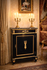 BUFFET ARMOIRE EN BOIS MASSIF