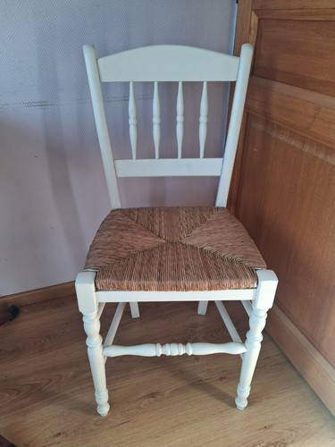 Chaise blanche vintage bois - en,