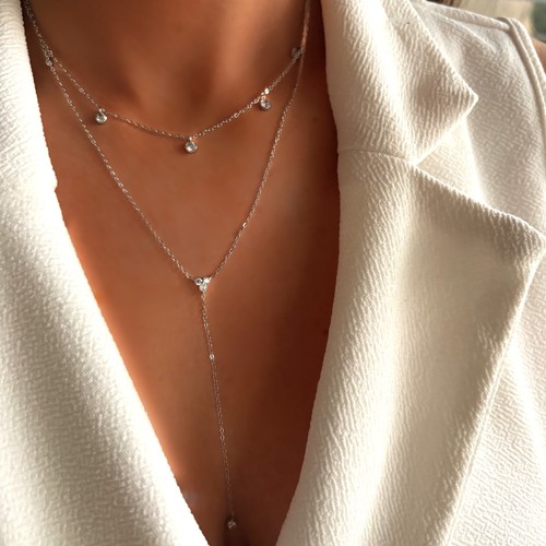 Collier double rang - , à