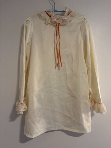 Bonpoint cream colored satin