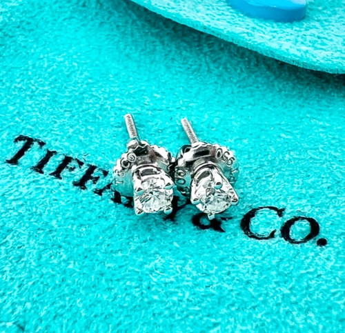 Boucles oreilles - boucles, d'oreilles