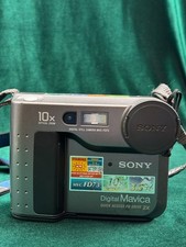 Sony Digital Mavica MVC-FD73/