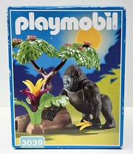 Gorille dans la jungle -