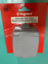 LEGRAND PLEXO Prise 2 P+T  10-