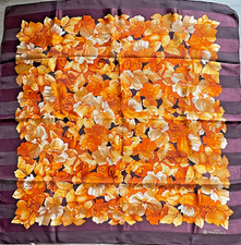 Foulard/Carré/Chale/écharpe?