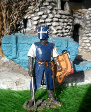 Soldat plomb MOYEN-AGE : Le Guerrier CROISE FRANCAIS ,  XIIIème Siècle...no 94