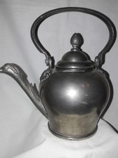 Magnifique théière ancienne