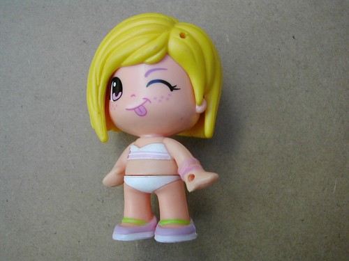 Personnage poupee pinypon - ,