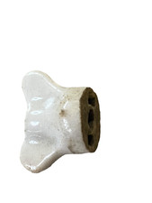 ANCIEN BOUTON EN PORCELAINE