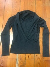 Pull col ras le cou et V croisé effet cache-coeur confortable gris lainage T1