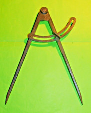 beau compas travail précis