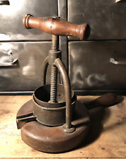 Presse XIXe À Agrumes Jus De Viande Bois Métal Art Populaire H 24 Cm