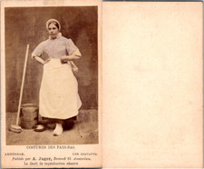 CDV A. Jager, Amsterdam, Costumes des Pays-Bas, une servante en sabots, circa 18