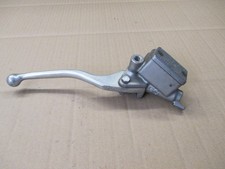 Maitre cylindre de frein avant