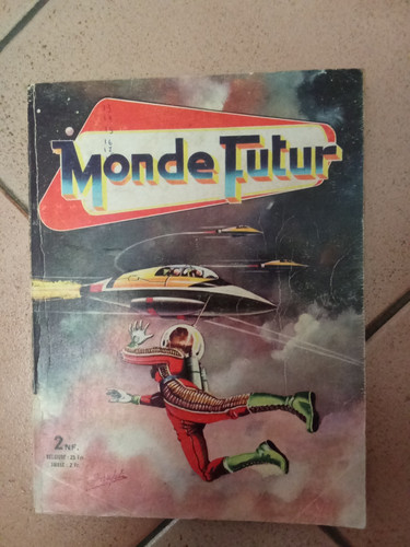 Album recueil monde futur - monde,