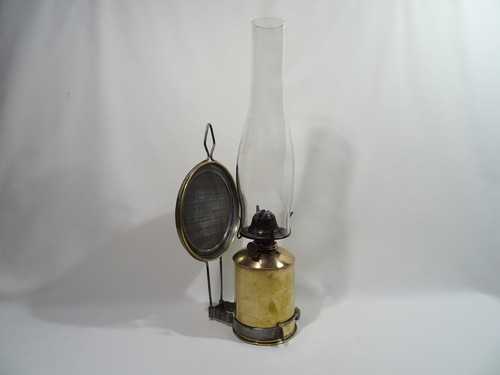 Ancienne lampe petrole - ancienne, a