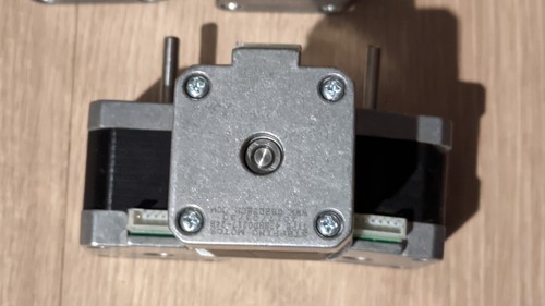 Lot stepping motor - de,