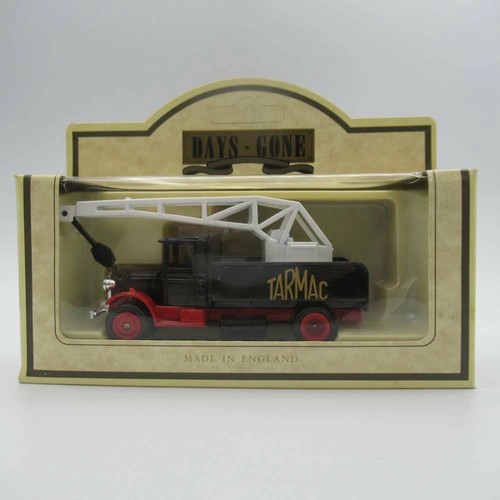Voiture miniature ancienne - voiture,