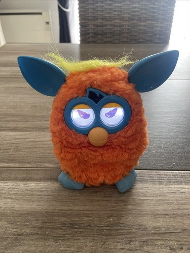 Furby hasbro 2012 orange - furby,