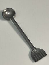 Ancienne cuillère à beurre coquilleur JTR en aluminium