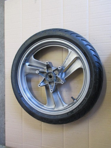 Roue avant avec - , michelin