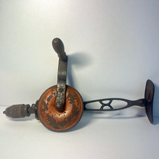 PEUGEOT ANCIENNE CHIGNOLE PERCEUSE MANUELLE VINTAGE ORANGE EN MÉTAL AVEC POIGNÉE